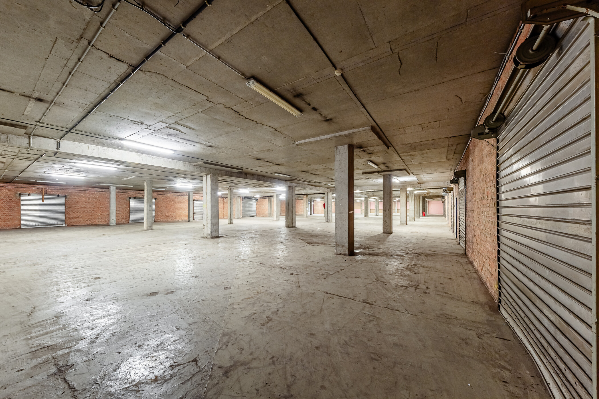 Location d’espace industriel avec bureaux disponibles