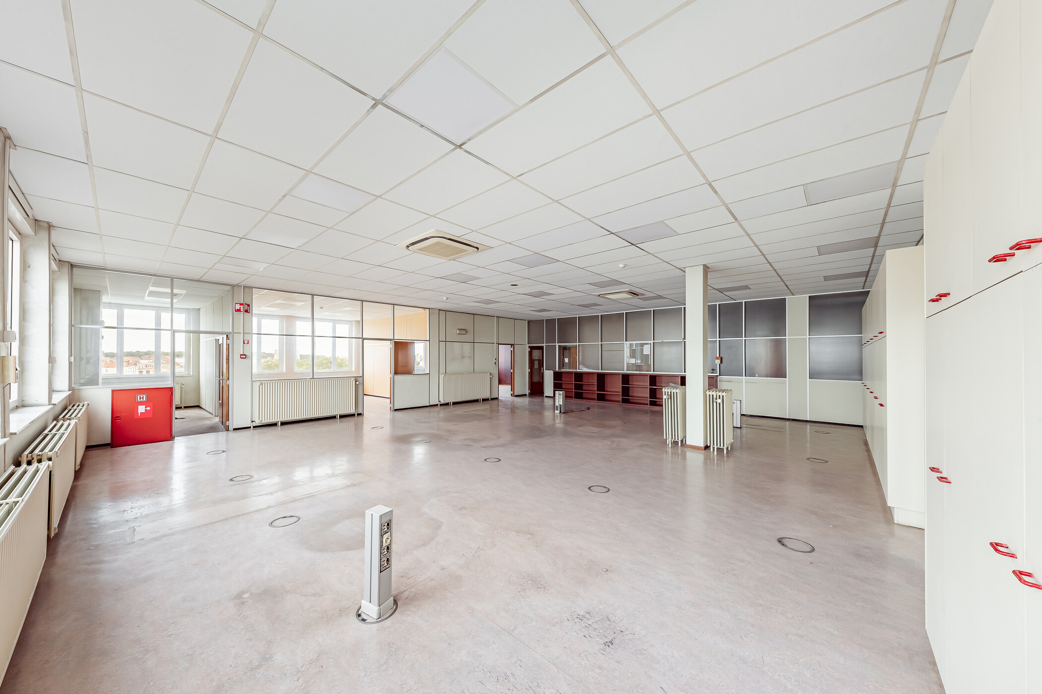 Bureau et Entrepôt situé entre Schaerbeek et Laeken