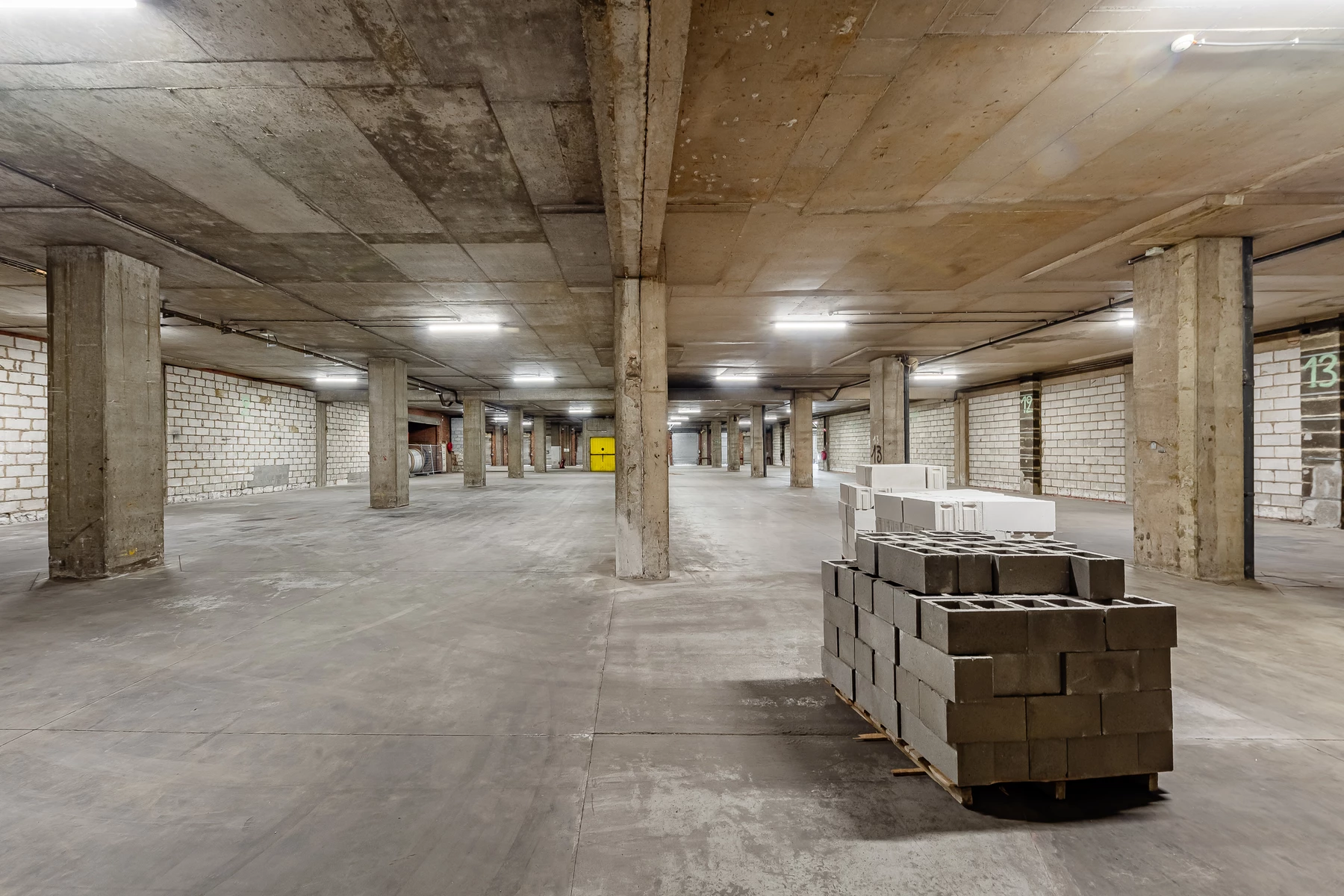 Location hangar avec accès rapide au ring de Bruxelles