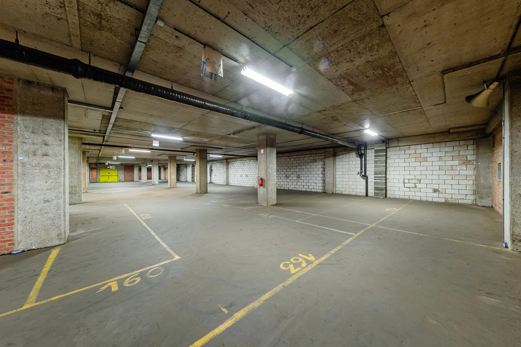 Grand espace TIR à louer au Port de Bruxelles
